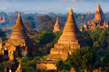 cone shaped temples in bagan