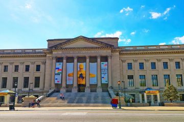 front of the franklin institute