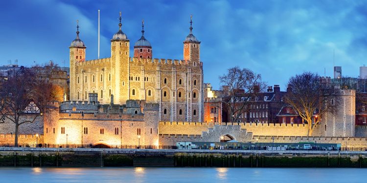 The Tower of London lit up at night