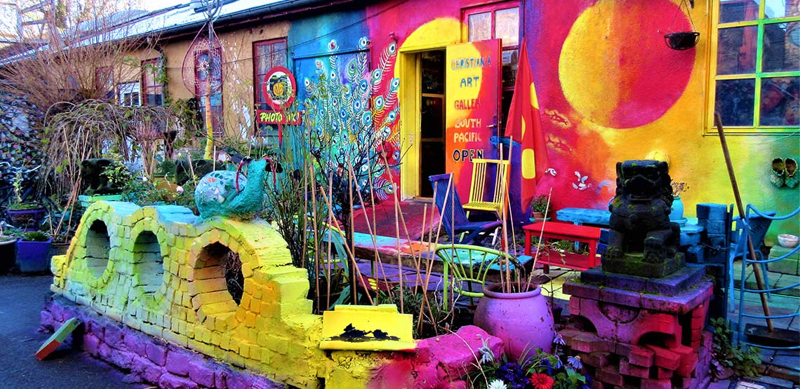 Colorful building, the outside of the Christiania art gallery.